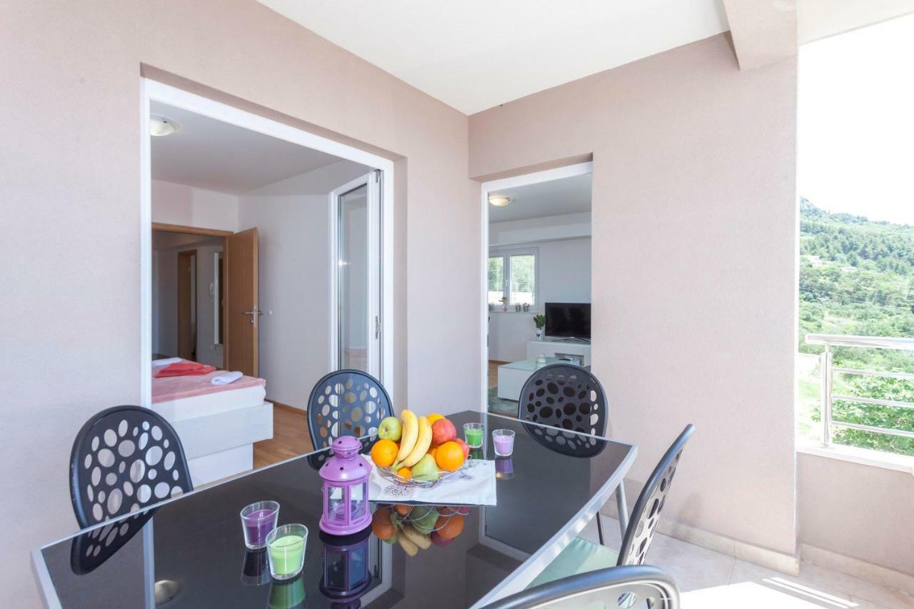 Apartments Dora Макарска Екстериор снимка
