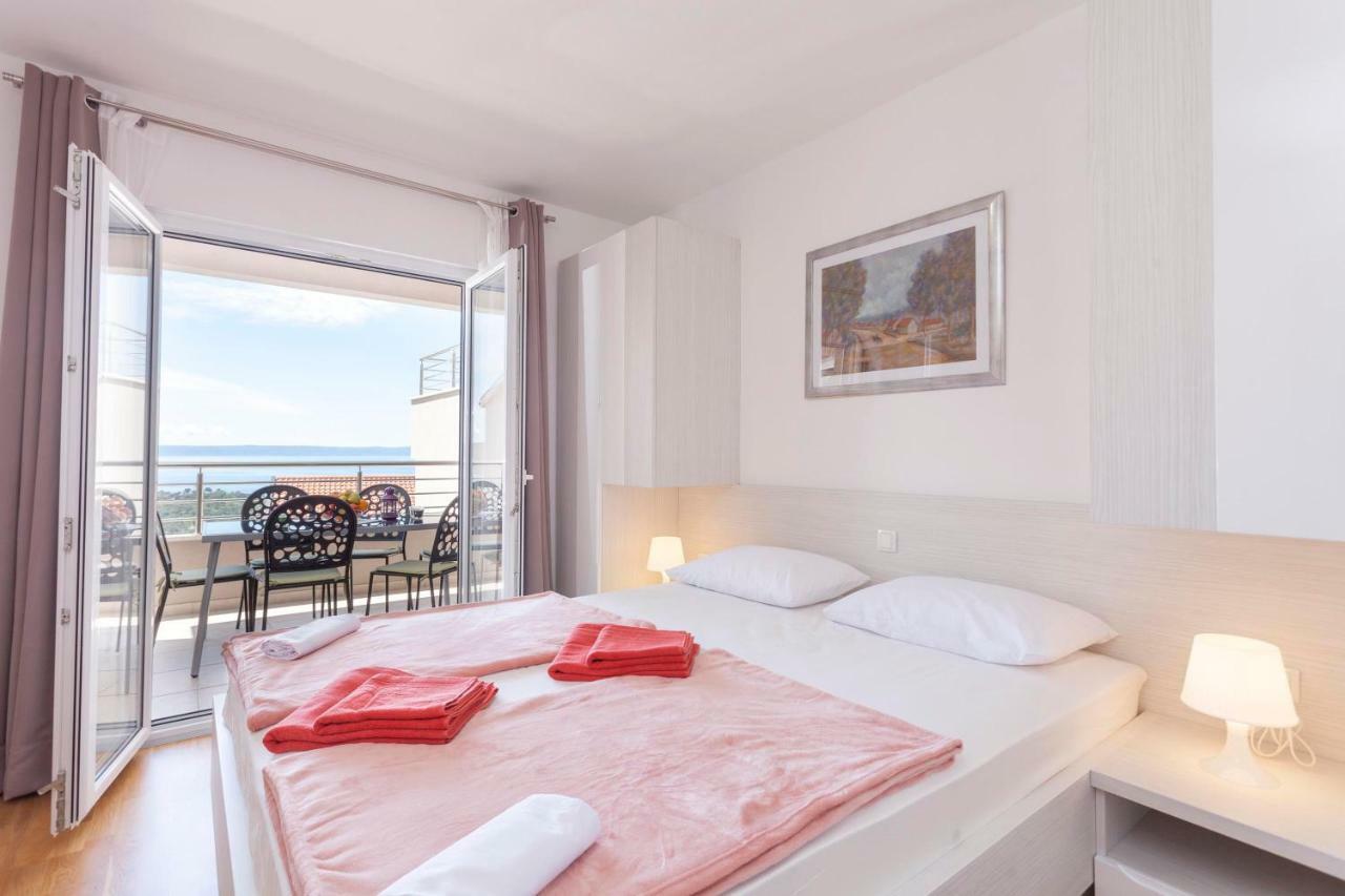Apartments Dora Макарска Екстериор снимка