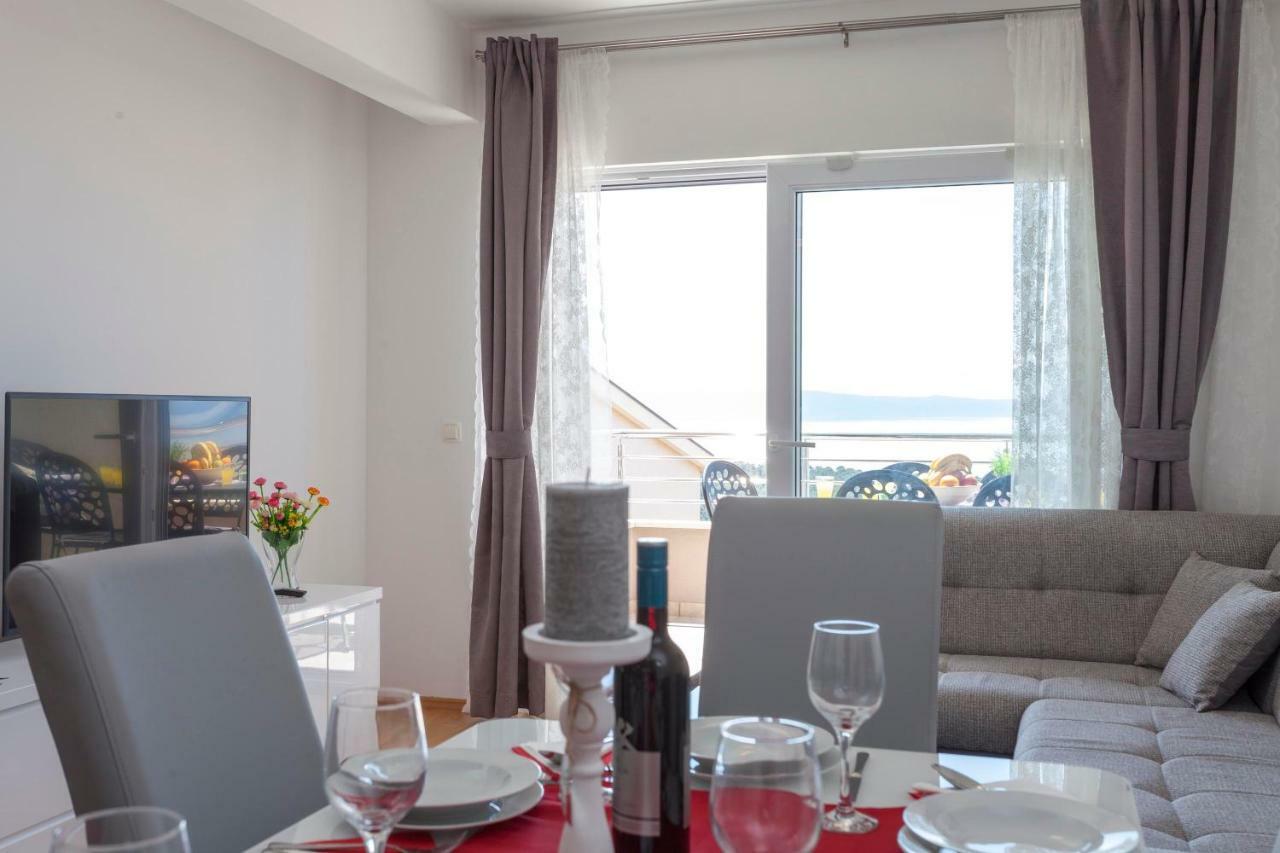Apartments Dora Макарска Екстериор снимка