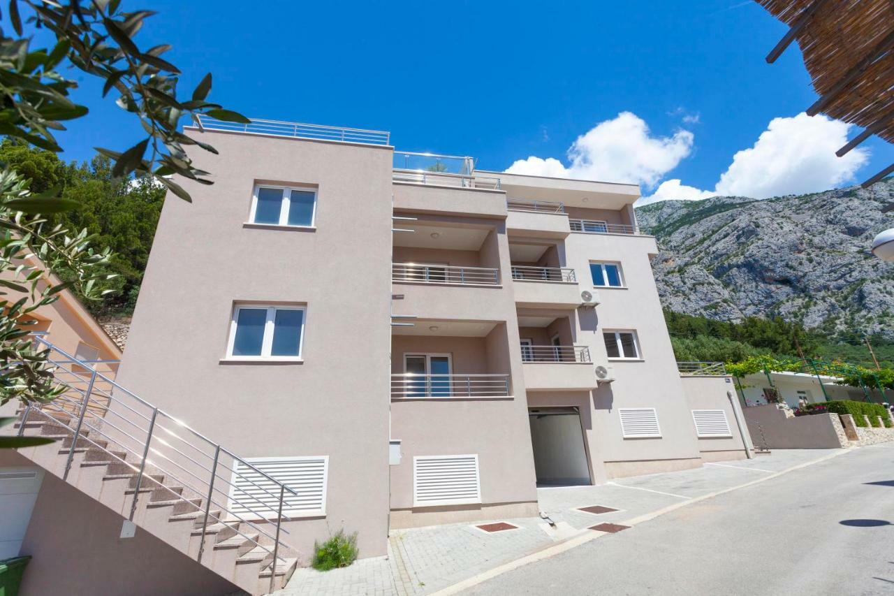Apartments Dora Макарска Екстериор снимка
